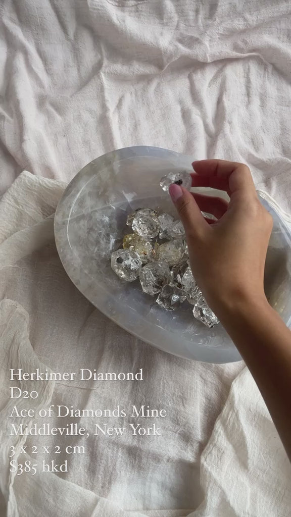 Herkimer Diamond D20